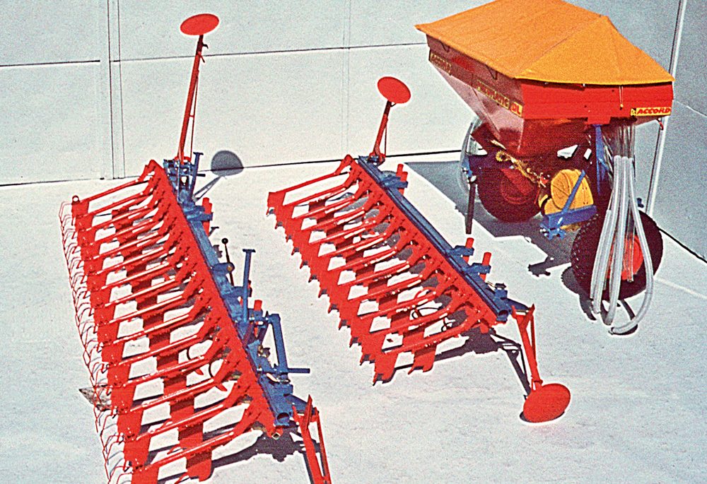 Die DL-Drillmaschinen in 3 m, 3,33 m und 4 m Arbeitsbreite.