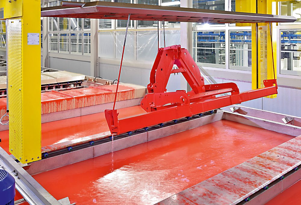 Die KTL-Anlage von 2012: kathodische Tauchlackierung wie im Automobilbau.