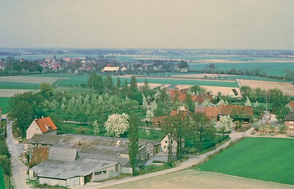 Sieningsen in der Soester Börde: Hof und Werk der Familie Weiste.