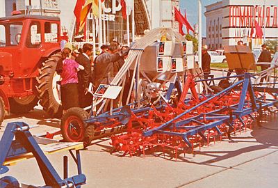 Der ACCORD-Stand in Moskau – aufgebaut in drei Tagen, ganz ohne die staatlich zugeteilten Kräne.